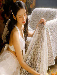 《美女汉服应聘空姐-奇热剧集》