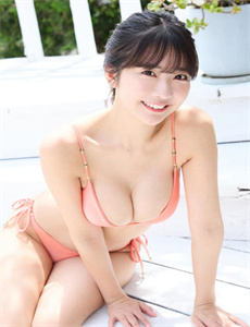 《巨爆乳寡妇中文在线观看-人与动动》