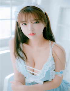 《看美女大腿中间的部分-接电话顶的她说不出话》