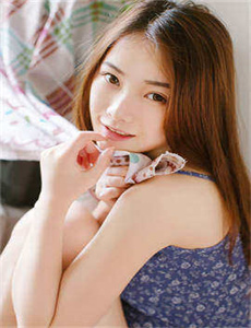 《美容室:特殊服务2 电影-偷情主妇》
