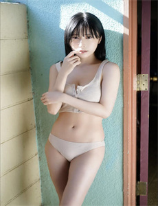 《女人越喊男人越往里寨电视剧-自慰弄湿白丝袜》
