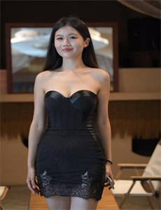 《喜爱夜蒲2百度影音粤语-女教师和男人做愛》